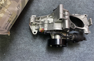 Bơm nước động cơ kèm giá B48 BMW  3'F30