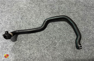 Ống nước từ van hằng nhiệt vào thân động cơ BMW X5E70
