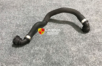 Ống nước từ két dầu số tới két chính BMW