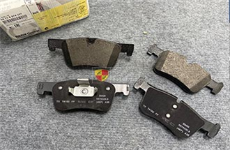 Má phanh trước BMW 3' F30 F30 LCI