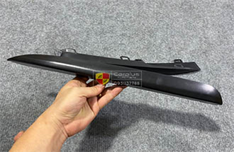 Nẹp trên cản trước phải BMW 3' F30 LCI