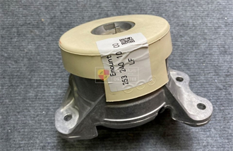 Cao su chân máy trái Mercedes GLC 300 4MATIC - Lemforder