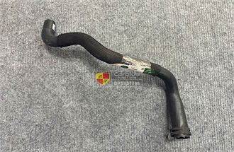 Ống nước làm mát động cơ Land Rover LR017362