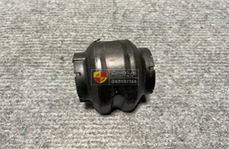 Cao su thanh cân bằng Ranger Rover_LR038557