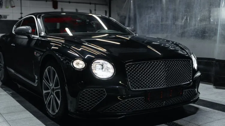 5 Sai lầm khiến cụm đèn xe sang nhanh hỏng – Chủ xe cần tránh