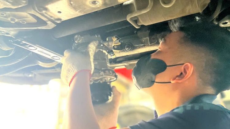 Giải pháp thay lốc điều hòa Range Rover RẺ CHỈ BẰNG 1/4 CÁCH THÔNG THƯỜNG