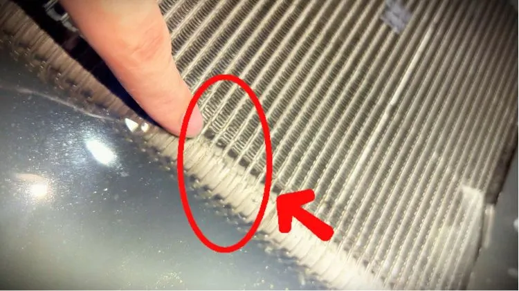 Xử lý điều hòa Mercedes C200 không mát do thủng dàn lạnh